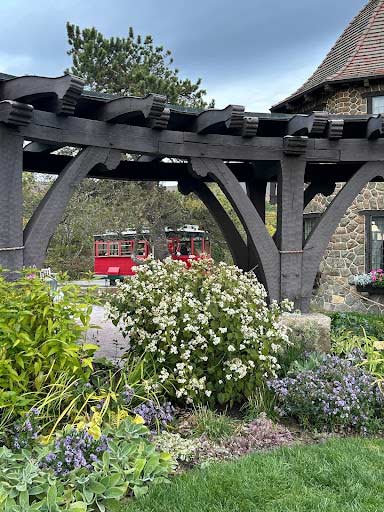 Trolley behind the pergola
